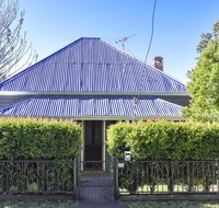 The Grey House - Accommodation Mermaid Beach