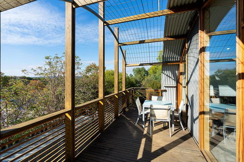 The Nissen - Accommodation Mermaid Beach 2
