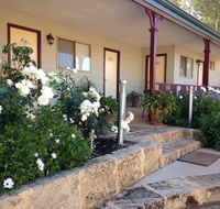 The Nosh  Nod - Avon Terrace - Accommodation Mermaid Beach
