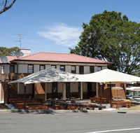 The Oaks Hotel - Accommodation Mermaid Beach