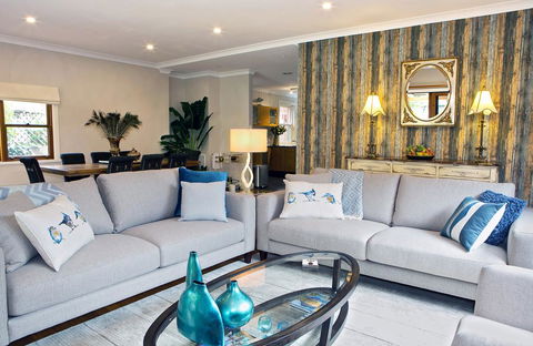 The Orange Fox - Accommodation Mermaid Beach 1