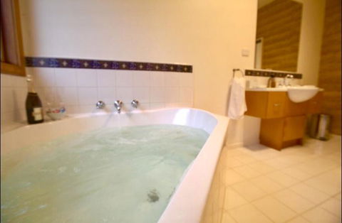 The Orchard Luxury Accommodation - Accommodation Mermaid Beach 2