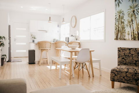 The Palms - Stylish, Modern And Cute As A Button - Accommodation Mermaid Beach 0