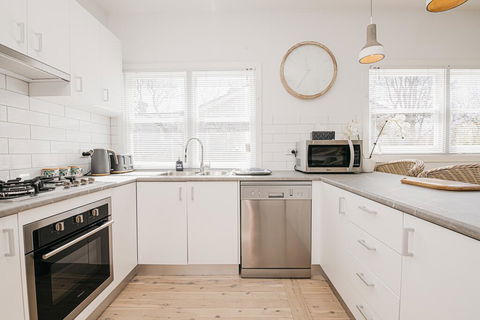 The Palms - Stylish, Modern And Cute As A Button - Accommodation Mermaid Beach 3