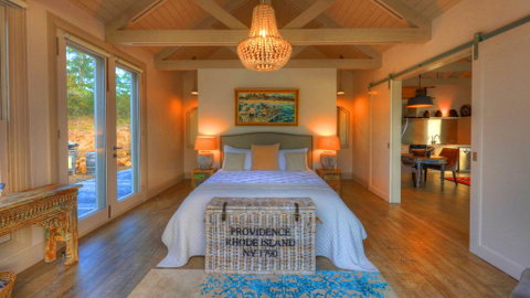The Peninsula Experience - Accommodation Mermaid Beach 0