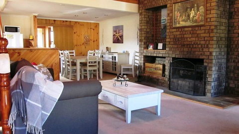 The Retreat On Matthew - Accommodation Mermaid Beach 0