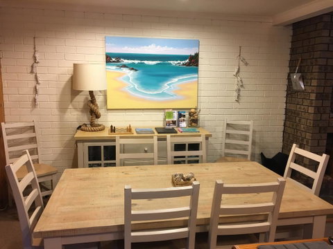 The Retreat On Matthew - Accommodation Mermaid Beach 1