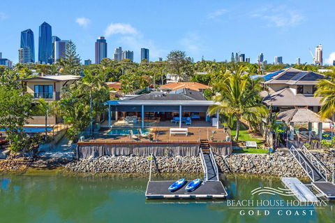 The Savoy Beach House - Accommodation Mermaid Beach 0