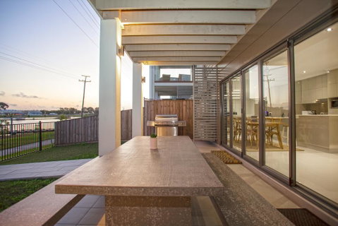 The Suite By The Cablepark - Accommodation Mermaid Beach 3