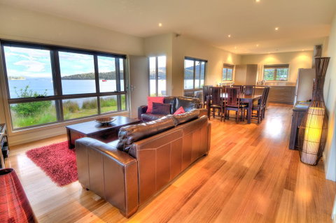 Tides Reach - Accommodation Mermaid Beach 0