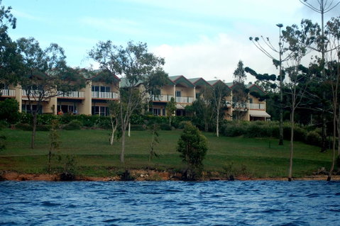 Tinaroo Lake Resort - Accommodation Mermaid Beach 2
