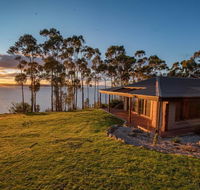 Tinderbox Cliff House - Accommodation Mermaid Beach