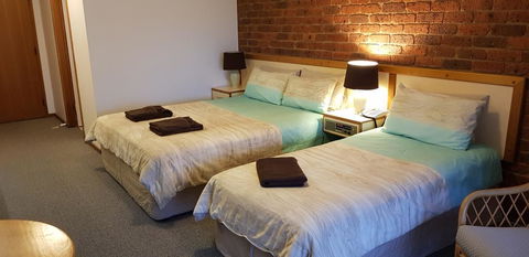 Tooleybuc Club Motor Inn - Accommodation Mermaid Beach 1