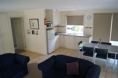 Tooleybuc River Retreat Villas - Accommodation Mermaid Beach 1