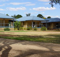 Tooleybuc River Retreat Villas - Accommodation Mermaid Beach