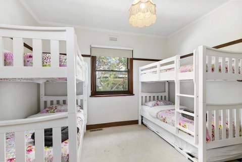 Torquay Retreats Aus - Bristol Road - Accommodation Mermaid Beach 3