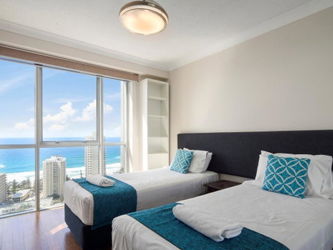Towers Of Chevron - Private Apartments - Accommodation Mermaid Beach 3