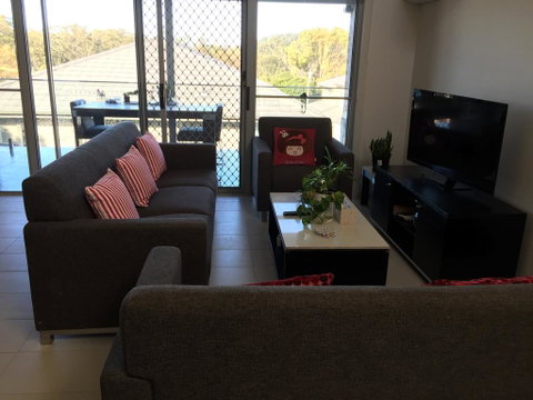 Townhouse - Accommodation Mermaid Beach 1