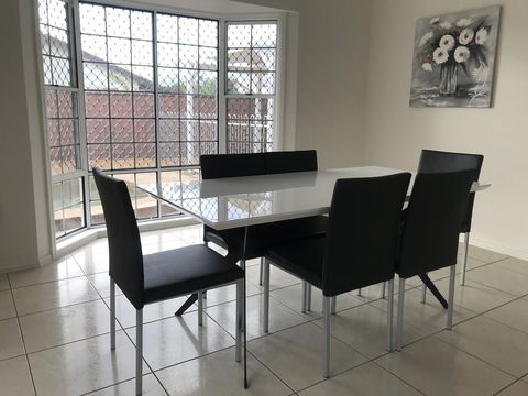 Townsville Wistaria Spacious Home - Accommodation Mermaid Beach 2