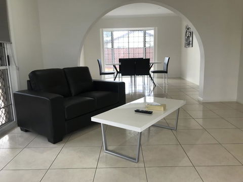Townsville Wistaria Spacious Home - Accommodation Mermaid Beach 1