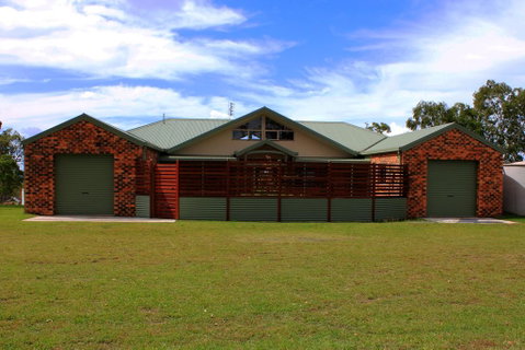 Tracks End Retreat - Accommodation Mermaid Beach 1