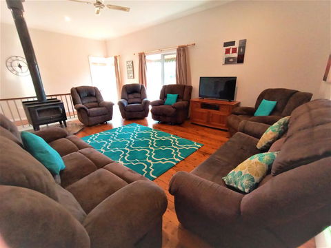 Treetops Escape - Accommodation Mermaid Beach 3