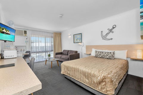 Tweed Harbour Motor Inn - Accommodation Mermaid Beach 1