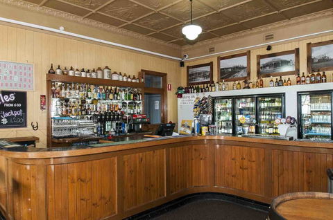 Ulmarra Hotel - Accommodation Mermaid Beach 2
