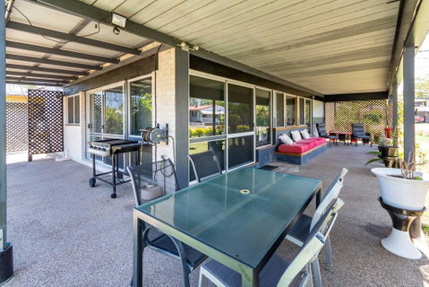 Unique Getaway 300m To Bribie Foreshore, Bongaree - Accommodation Mermaid Beach 1