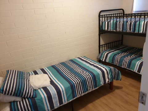 Unit 2 Breakaway Lodge - Accommodation Mermaid Beach 2
