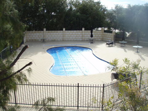Unit 29 Ledge Point Village - Accommodation Mermaid Beach 2
