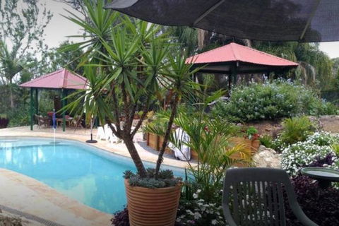 Valley View Cottages - Accommodation Mermaid Beach 1