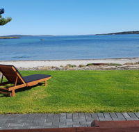 Vandy's shack at Mount Dutton Bay - ideal for couples and small families - Accommodation Mermaid Beach
