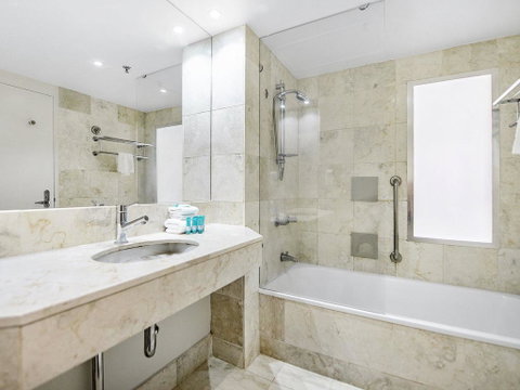View - In Heart Of Surfers Paradise - Accommodation Mermaid Beach 2