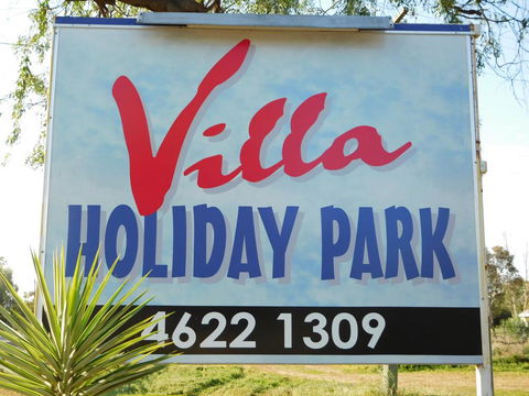 Villa Holiday Park - Accommodation Mermaid Beach 2