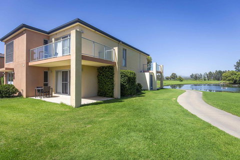 Villa On The Green - Accommodation Mermaid Beach 0