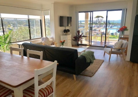Vista Marina Penthouse #6 - Accommodation Mermaid Beach 2