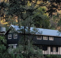 Walhalla Coach House - Accommodation Mermaid Beach
