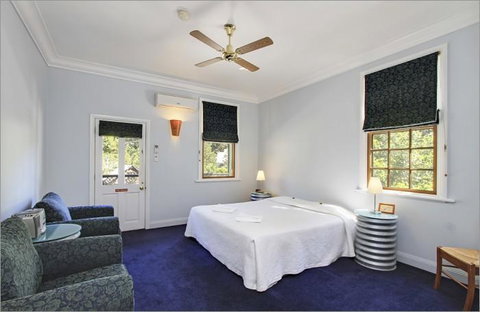 Walhalla's Star Hotel - Accommodation Mermaid Beach 3