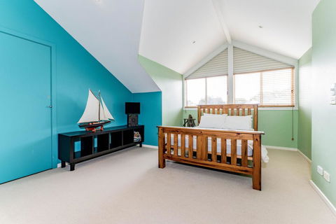 WALKIN' ON SUNSHINE - Accommodation Mermaid Beach 2