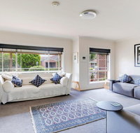 Walling-Clifton Gardens - backing onto golf course - Accommodation Mermaid Beach