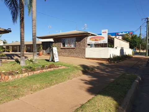 Warrego Motel - Accommodation Mermaid Beach 0