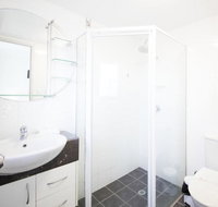 Warringa Surf Holiday Apartments - Accommodation Mermaid Beach