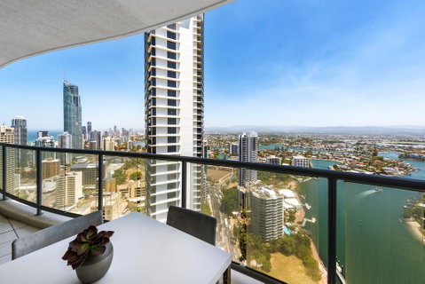 Water Views In The Sky - Accommodation Mermaid Beach 2