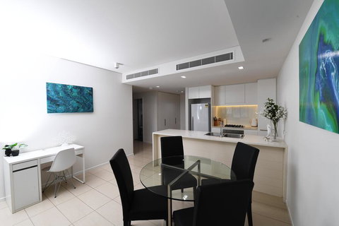 WATERFRONT DARWIN TROPICAL GEM - Accommodation Mermaid Beach 1