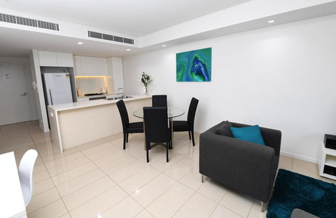 WATERFRONT DARWIN TROPICAL GEM - Accommodation Mermaid Beach 2