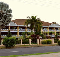 Waterfront Terraces - Accommodation Mermaid Beach