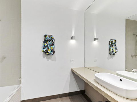 WATERFRONT TWO - Position Perfect , , , NEW LISTING 2019, , ,  - Accommodation Mermaid Beach 3