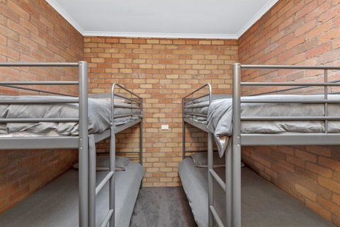 The Perfect Zone- SLEEPS 12 - Accommodation Mermaid Beach 11