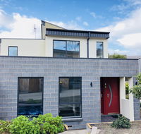Apollo Bay Seal Apartments - Accommodation Mermaid Beach